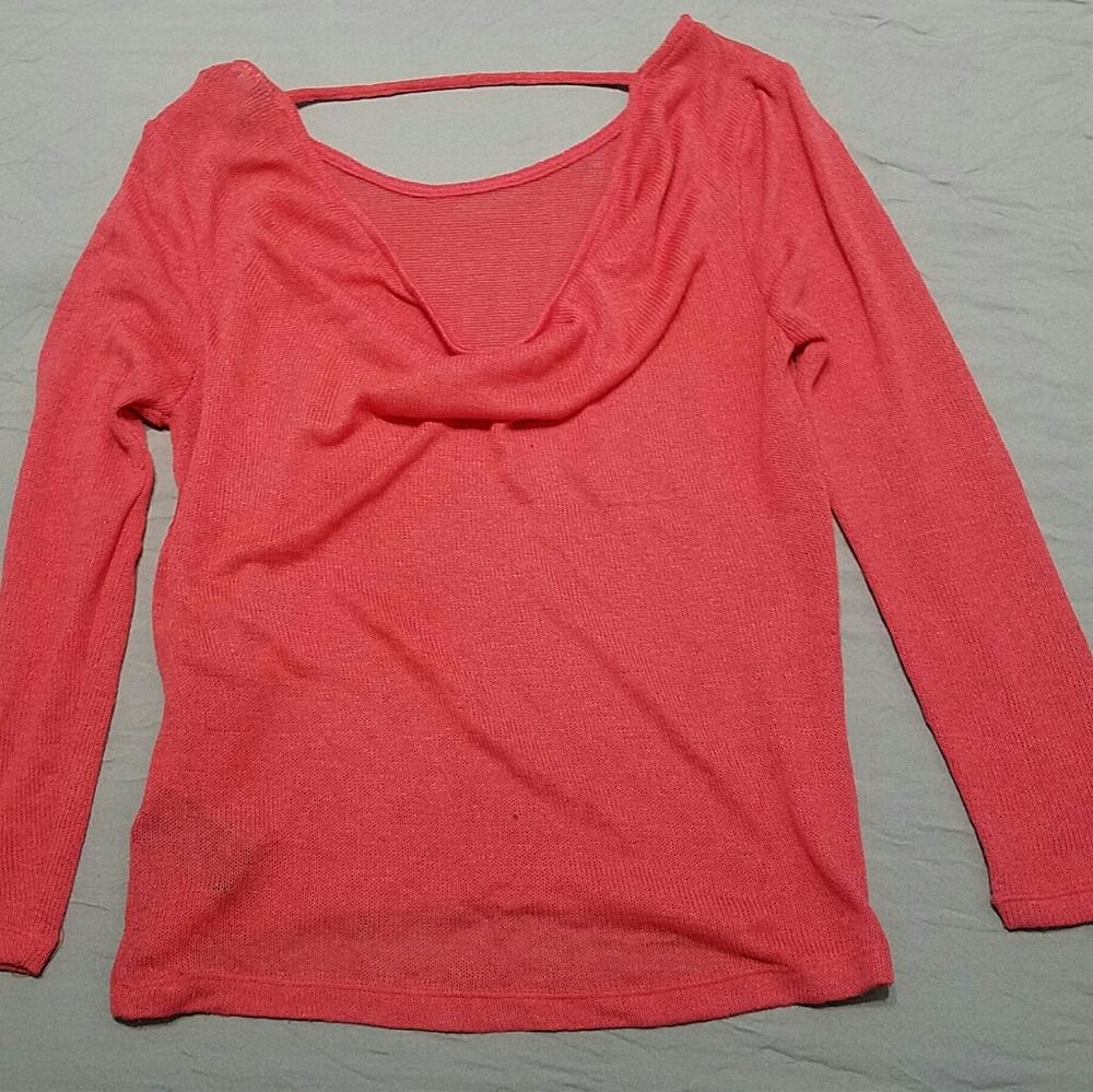 WOMEN TOP - Picture 2 of 3